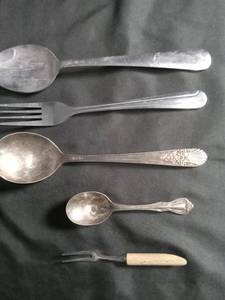 lot 2229 image: Mixed Silverplate Flatware Set with Shell Pattern