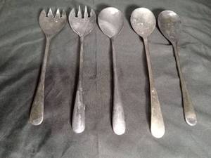 lot 2257 image: Set of 4 Pewter Spork Utensils