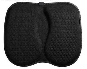 lot 26385 image: Honeycomb Dual Gel Seat Cushion