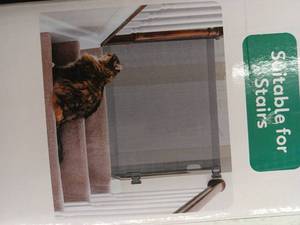 lot 39599 image: Momymust 55 inch Retractable Baby Gate, Gray