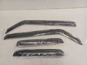 lot 39614 image: Window Visor Rain Guard