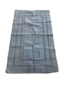 lot 1102 image: 3x5 area rug- grey in color