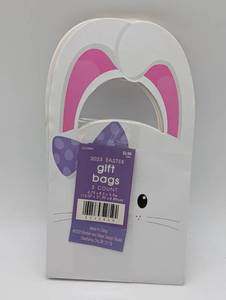 lot 22329 image: 2023 Easter Bunny Gift Bags Set