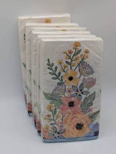 lot 22346 image: Floral Spring Paper Napkins Sets