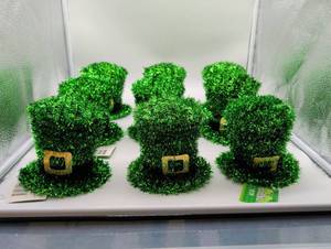 lot 22355 image: St. Patricks Day Leprechaun Hat Decorations