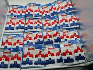 lot 22517 image: Power Clips All Purpose Spring Loaded Clips - 16, 6-Pack each Bulk Lot