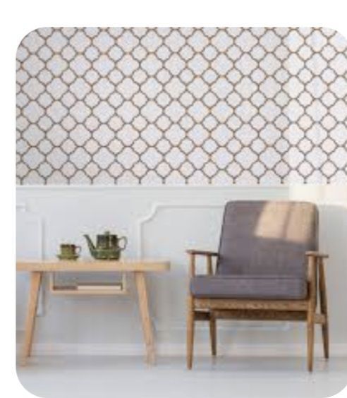 lot 4822 image: Glory Tik 7.7X197 White with Gold Wallpaper