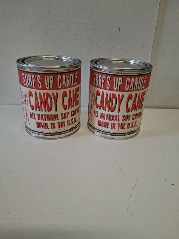 lot 4913 image: Set of Two Surfs Up Candy Cane Candle