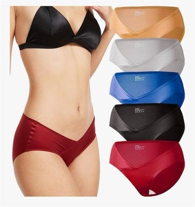 lot 6038 image: Dr. Cherwish Maternity Underwear, 5 Pack, Under the Bump Bikini Panties, Size Medium