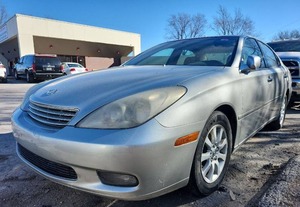 lot 17917 image: 2004 Lexus ES 330 - SILVER