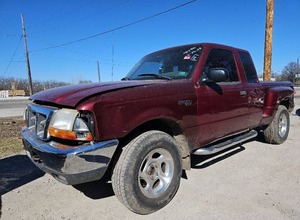lot 17921 image: 2000 Ford Ranger 4WD - MAROON