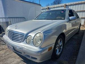 lot 17924 image: 2001 Mercedes-Benz E-Class - SILVER