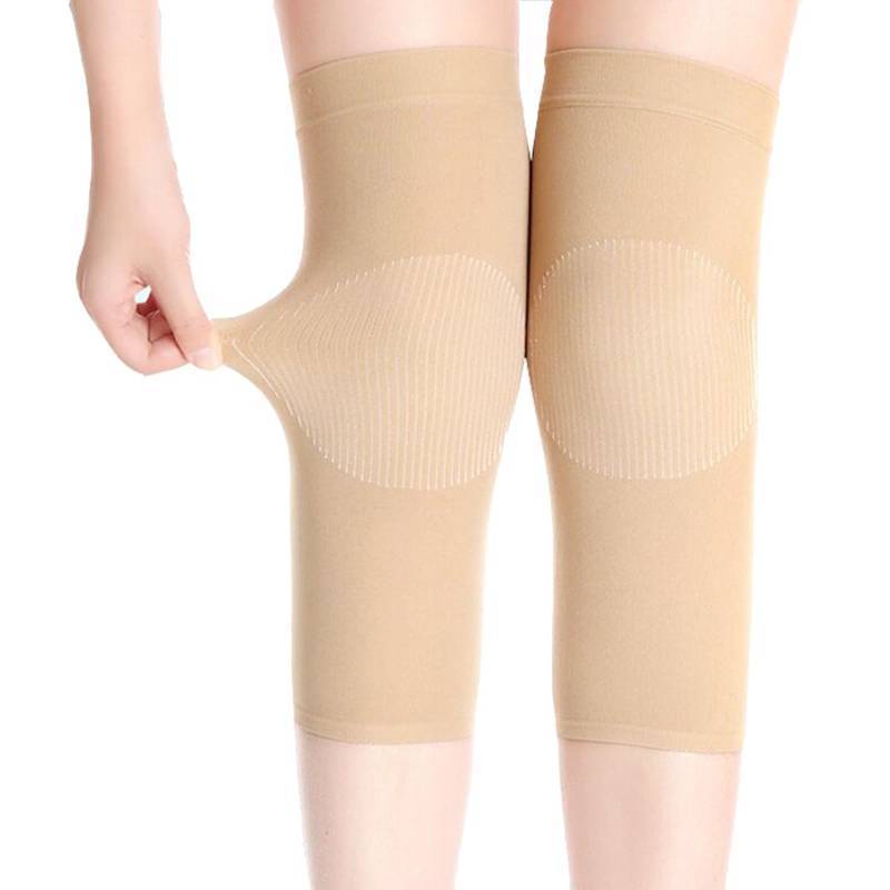 lot 54019 image: Pair Knee Sleeves for Women & Men, Lightweight Thin Knee Sleeves for Knee Pain Relief, Knee Warmers Knee Brace Undersleeve Dancer Knee Pads, Knee Brace for Daily Use (Beige) - Retail $6