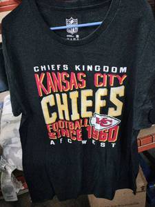 NFL KC Chiefs T-shirt -L