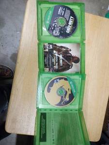 lot 25133 image: Set of Xbox One Games