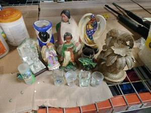 lot 25175 image: Lot of Miscellaneous Items