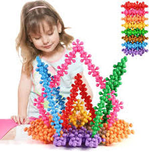 lot 25134 image: 200 Pcs Interlocking Building Blocks