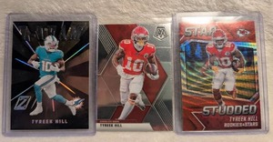 lot 1001 image: Tyreek Hill Trading Cards Collection Lot - 3 ct