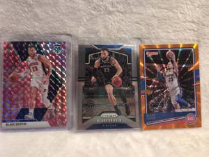 lot 1910 image: 2019-20 Panini Prizm Blake Griffin Detroit Pistons Card Lot - 3 ct