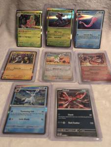 lot 2500 image: Pokemon Trading Card Lot - 8 Holofoil Cards