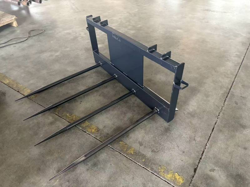lot 2118 image: Unused JCT Skid Steer Bale Spear with Quadruple Tines