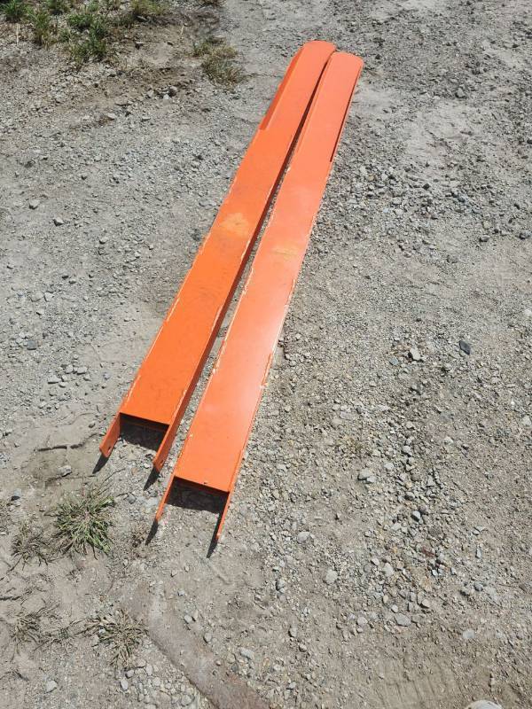 lot 3507A image: Unused Industrial Orange Forklift Extensions