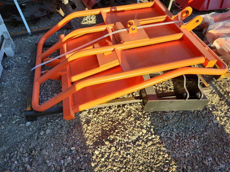 lot 7901 image: Captok Skid Steer Gripper  CK-CL100