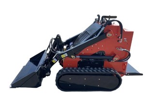 lot 15027 image: AGT Skid Steer Loader  LRT23