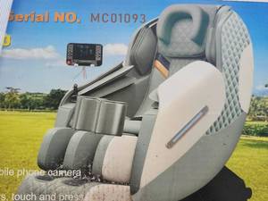 lot 16100 image: Zero-Gravity Massage Chair, AI Touchscreen (Unused)
