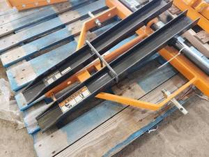 lot 2546 image: Unused Wolverine Foldable Pallet Forks PTF1-51-300G