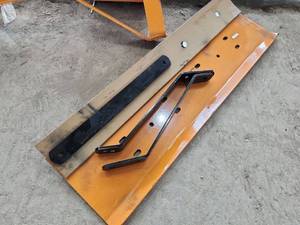 lot 2550 image: Unused Wolverine Long Scraper  LS1-22-48W
