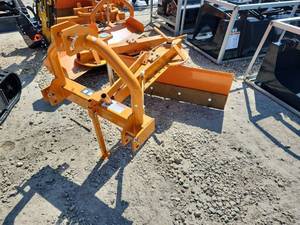 lot 2552 image: Unused Wolverine Heavy-Duty Scraper  HDS1-22-48W