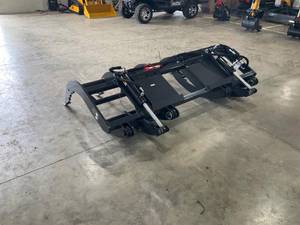 lot 2571 image: Unused Wolverine Skid Steer Brush Grapple  SBG-13-72W  83in