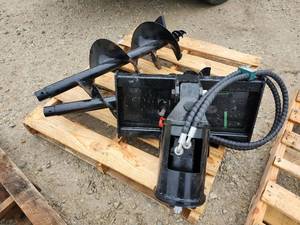 lot 9851 image: Unused SDLANCH Mini Skid Steer Auger Attachment  8 &amp 12 Bits  Hydraulic Post Hole Digger