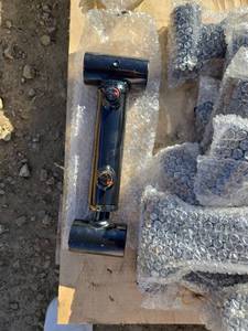 lot 10524 image: 10PCS Hydraulic Cylinder