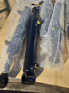 lot 10525 image: 10PCS Hydraulic Cylinder
