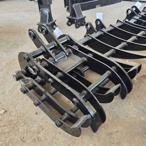 lot 10702 image: Unused Mini Excavator Grabber Attachment
