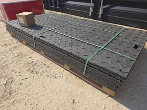 lot 10792 image: Industrial Grade Road Protection Boards �� CK-LJB12 (Bundle of 12)