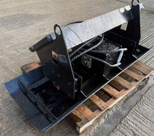 lot 10822 image: Unused Captok CK-PC71 Hydraulic Compaction Plate �� Fits Skid Steer Loaders