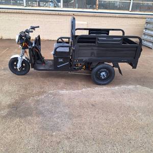 lot 415 image: IRET13 Electric Tricycle  Black