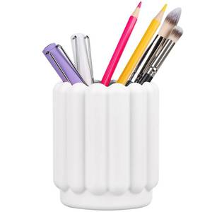lot 6480 image: Silicone Pen Holder, Pencil Holder Cute Pens Cup for Desk for Kids Office Decor Desk Accessories Pen Pot Desk Organizer (White)