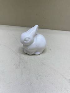 lot 260 image: White Ceramic Bunny Figurine Heavy Best as Paperweight