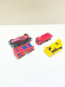 lot 262 image: Hot Wheels Toy Vehicle Collection