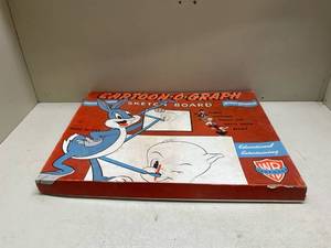 lot 298 image: Looney Tunes Cartoon-O-Graph Sketch Board by Metal Moss