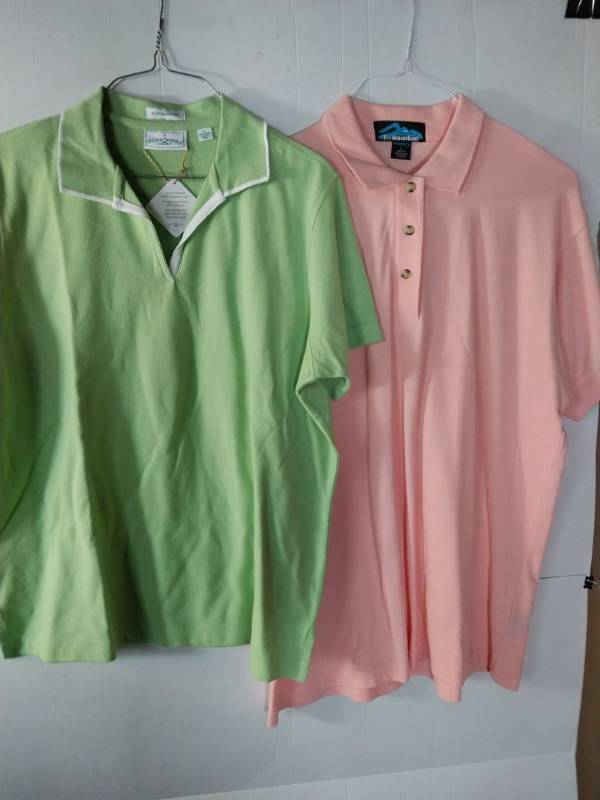lot 67287 image: APPEARS NEW - Outer Banks & Tri-Mountain Polo Shirt Set (Size Large)