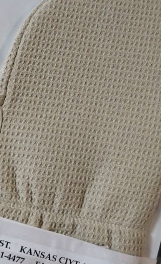 lot 67341 image: Banana Cloth Microfiber Mitten Set of 2