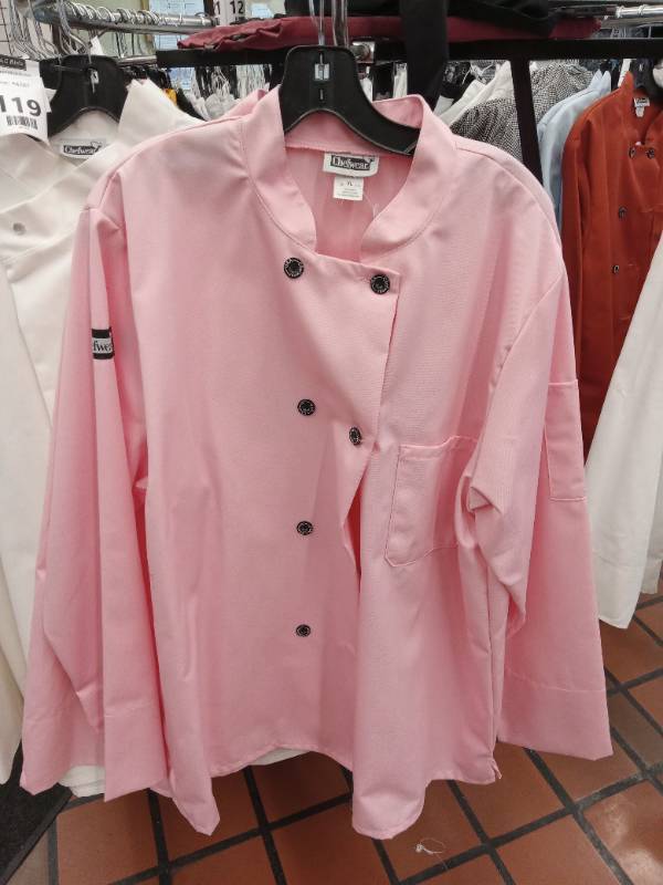 lot 66120 image: APPEARS NEW - Chefwear Pink Professional Chef Coat XL (2 Pack)