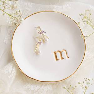 lot 51101 image: COLLECTIVE HOME - Ceramic Jewelry Tray, Decorative Trinket Dish for Rings Earrings Necklaces Bracelet Watch Keys, Birthday Mothers Day Christmas Gift for Women, 4.75, White Surface (M) - Retail $10