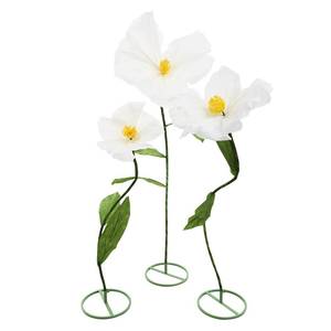 lot 63063 image: Eleeferri 3pcs Giant Artificial Flower Poppy Floor Standing 4.6ft  5.2ft 5.9 ft, Adjustable for Wedding Decoration Reception, Background Backdrop Photo Props, Shop Window (White) - Retail $68
