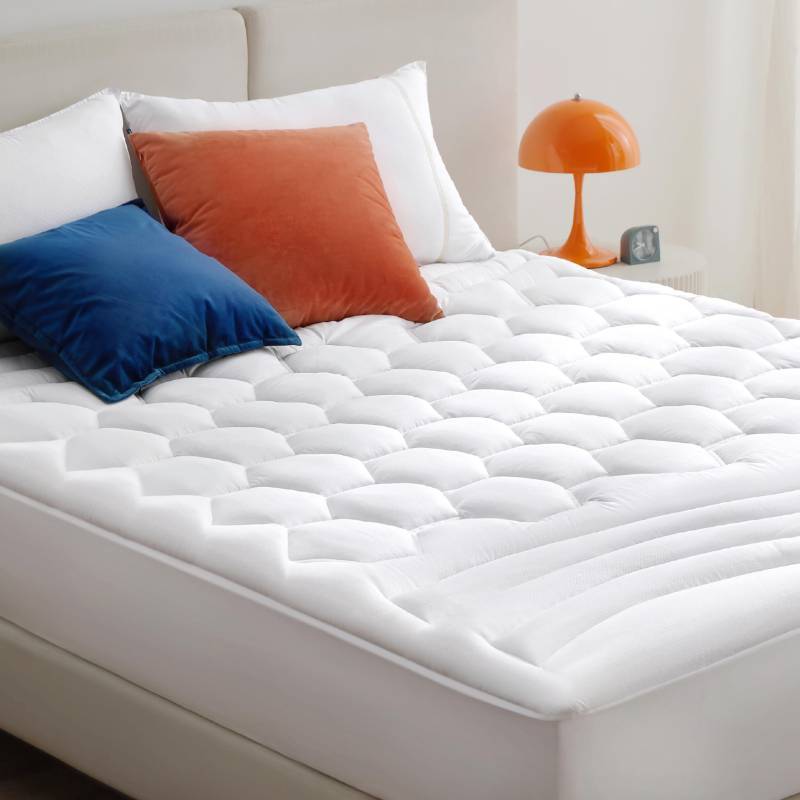 lot 25812 image: Bedsure King Mattress Pad - Quilted Fitted Mattress Topper Protector with 8-21 Inches Deep Pocket, Noiseless Breathable Bed Cover Padded, Machine Washable, White, 78x80 Inches